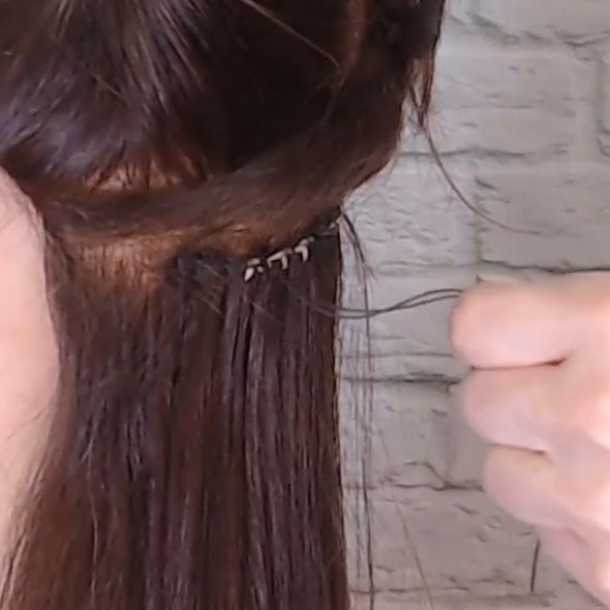 installing-wefted-hair-extensions