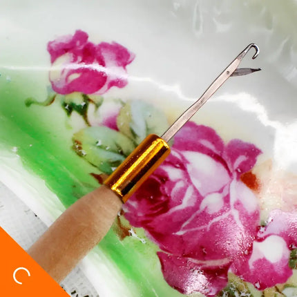 5.5mm Microneedle Bead Threader-Doctored Locks